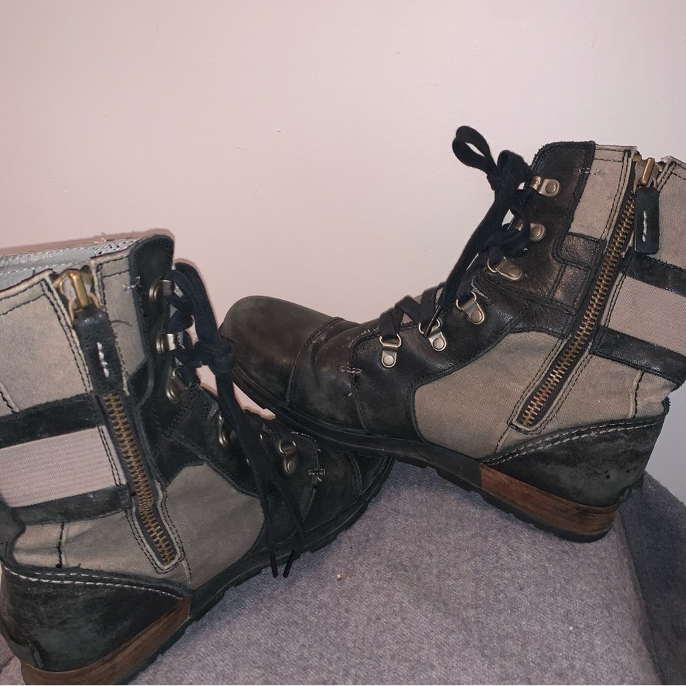 Sorel Major Carly Lace-Up Boots Black Grey 10 - Picture 3 of 11